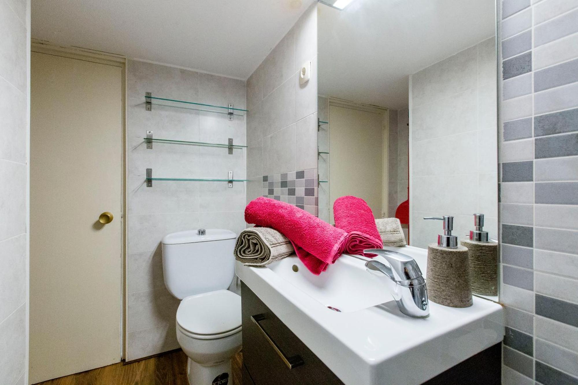 Sunny N Quiet Penthouse In The Center.atico Centro Appartement